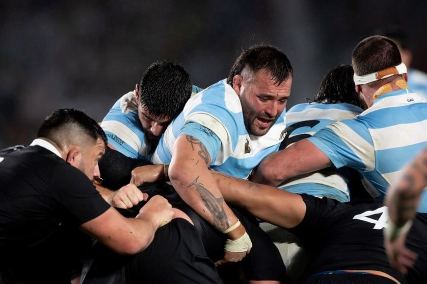 Lucio Sordoni. El pilar derecho nunca estuvo cómodo en el scrum. Créditos: Prensa UAR - Gaspafotos (Craig Butland)