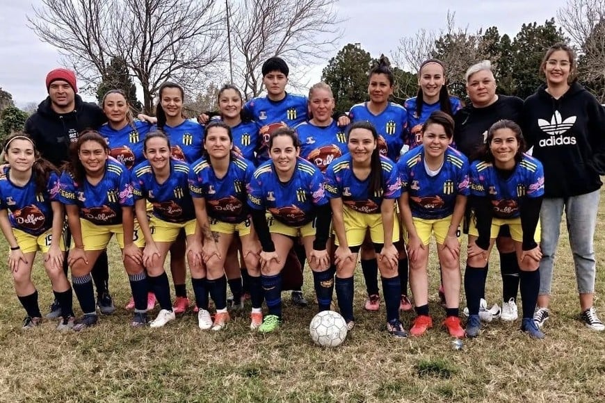 Ceci volvió a ganar y manda en soledad en el torneo femenino.