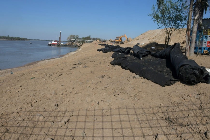 Refulado. Toda la zona se llenó de tierra y materiales para luego colocar una malla de protección contra inundaciones.

Guillermo Di Salvatore.