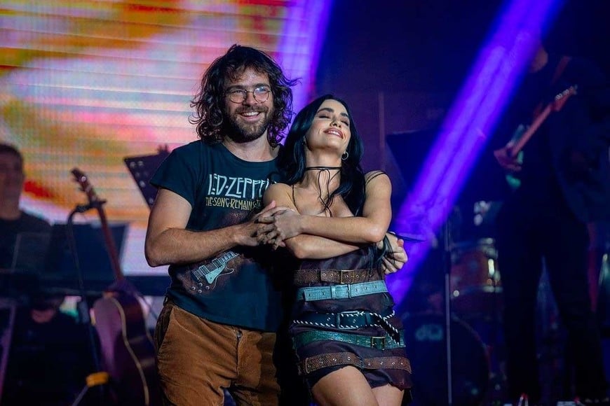 Peter Lanzani y Lali, una pareja que fue y que en la actualidad guarda una gran amistad.