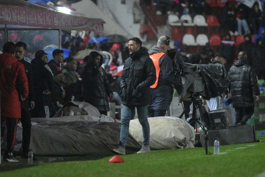 Cristian González comentó sobre el partido, el mercado de pases y lo sucedido en Tigre. Crédito: Manuel Fabatía.