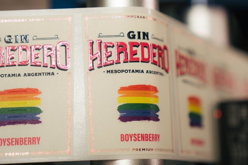 Con una producción mensual de 50.000 litros, Heredero Gin sigue expandiendo su presencia.