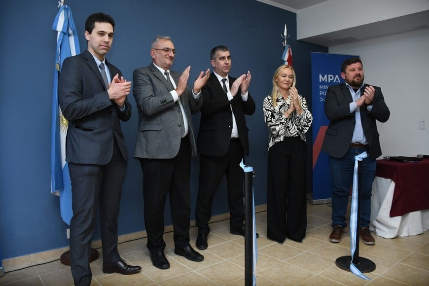 La fiscal general, María Cecilia Vranicich, encabezó la ceremonia y sostuvo que "esta nueva sede es fruto del trabajo conjunto entre los tres poderes del Estado provincial". Crédito: Municipalidad de Sunchales