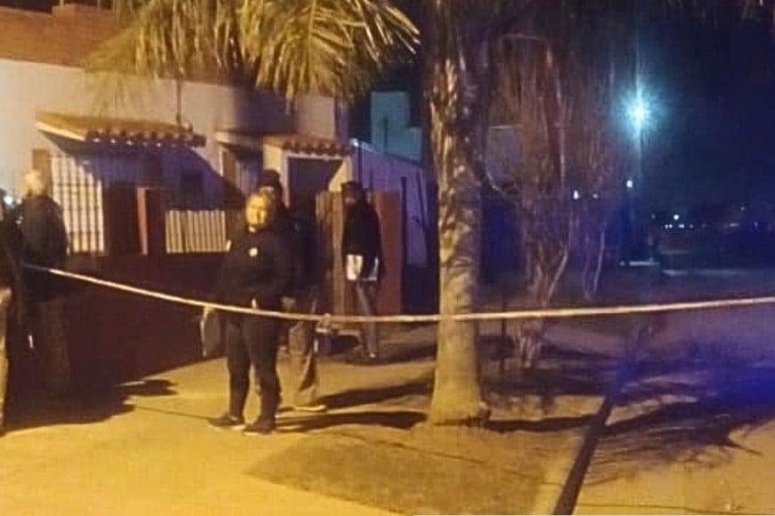 Personal de Criminalística y Forense trabajó en la escena del suceso.