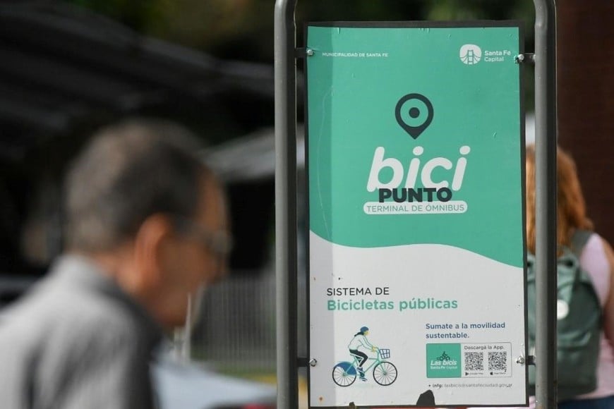 Los bicipuntos más utilizados son la Terminal de ómnibus, El Molino, Parque Garay, Estación Belgrano y Peatonal Norte. Foto: Pablo Aguirre.