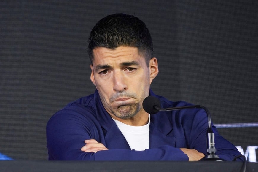 Uruguay soccer star Luis Suarez addresses the media, in Montevideo, Uruguay September 2, 2024. REUTERS/Mariana Greif