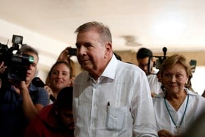 FILE PHOTO: Venezuelan opposition presidential candidate Edmundo Gonzalez looks on on the day he casts his vote in the country's presidential election, in Caracas, Venezuela July 28, 2024. REUTERS/Leonardo Fernandez Viloria/File Photo