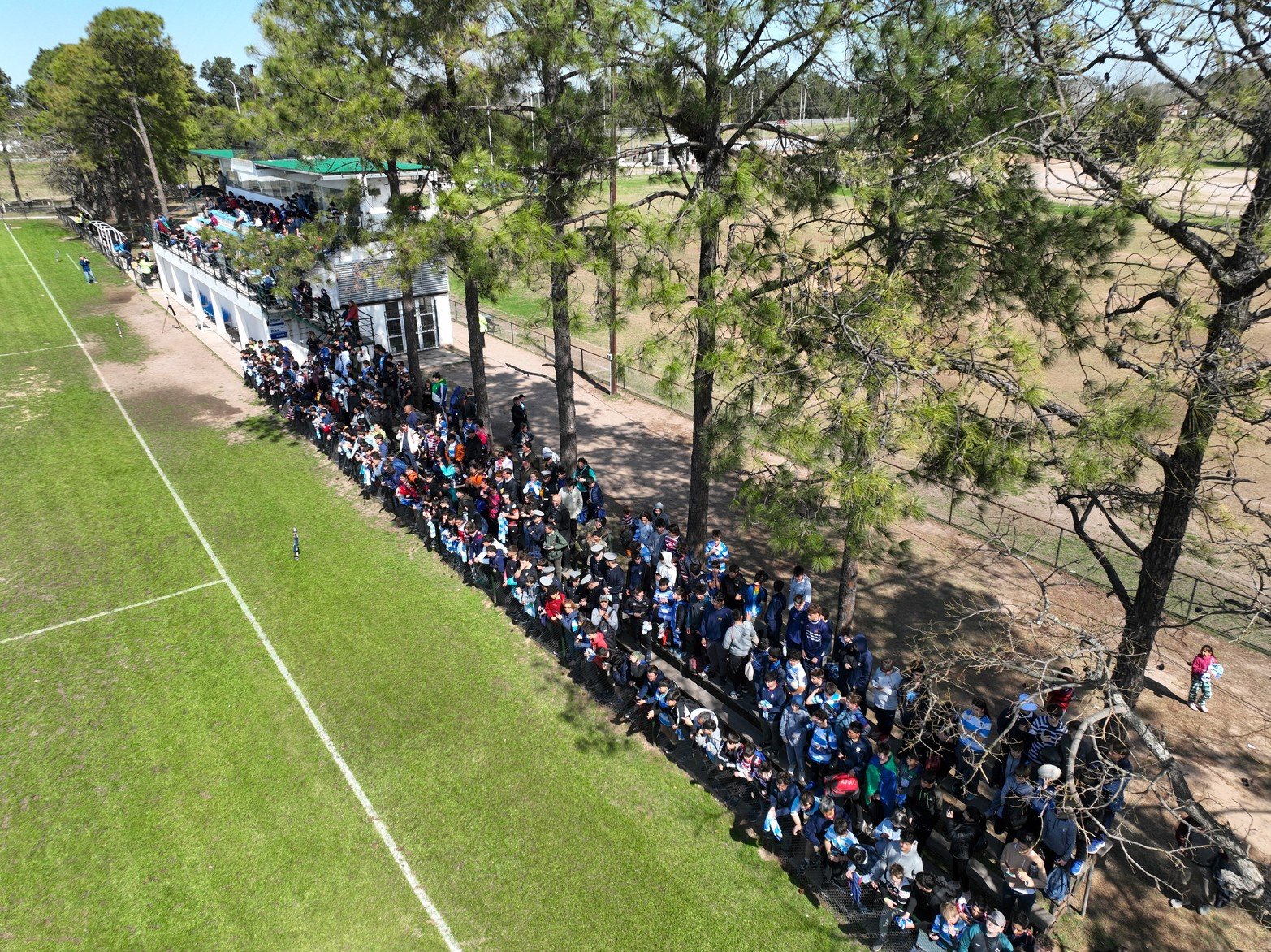 Los Pumas entrenaron en CRAI ante miles de fanáticos.