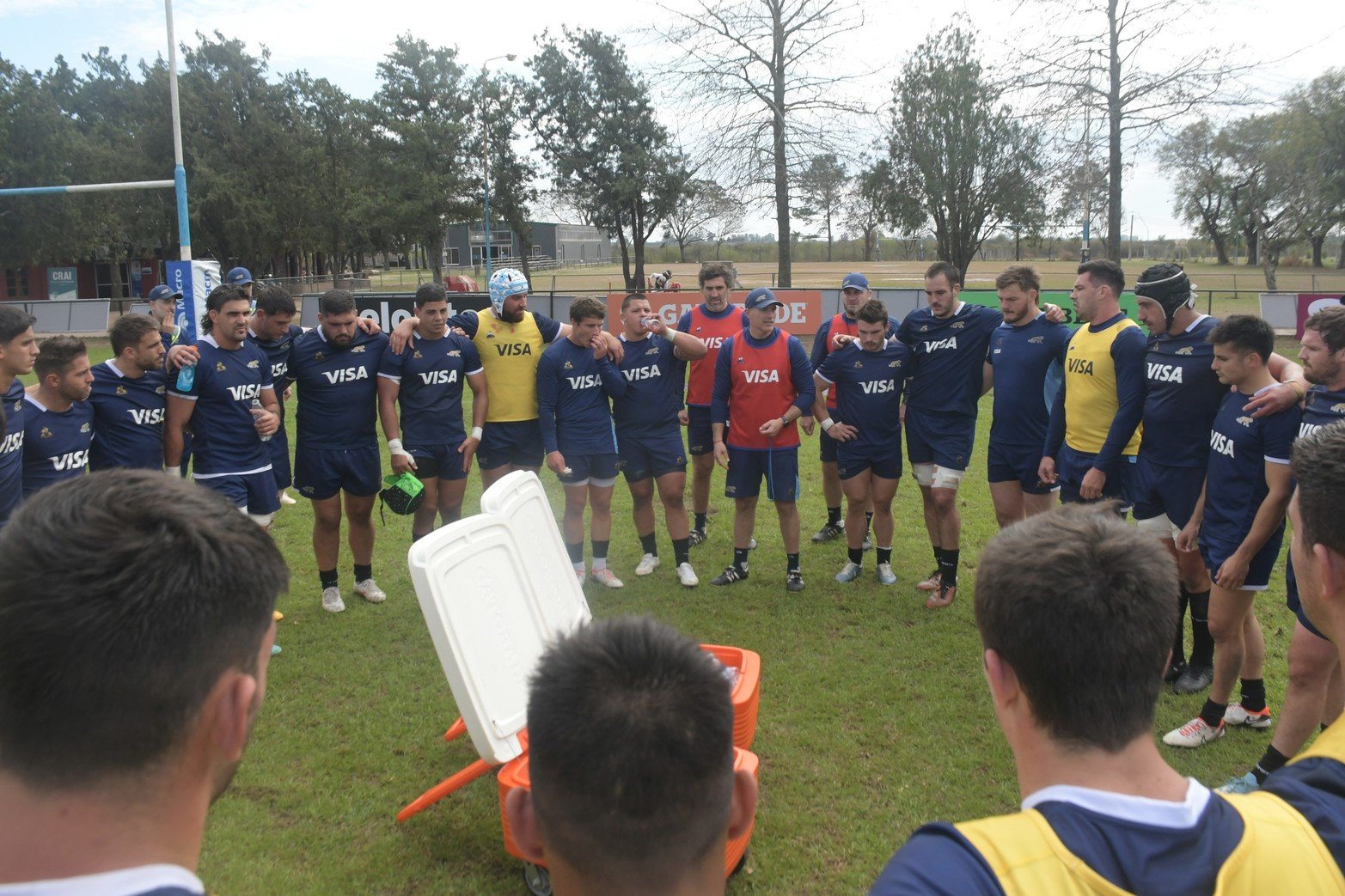 Los Pumas entrenaron en CRAI ante miles de fanáticos.