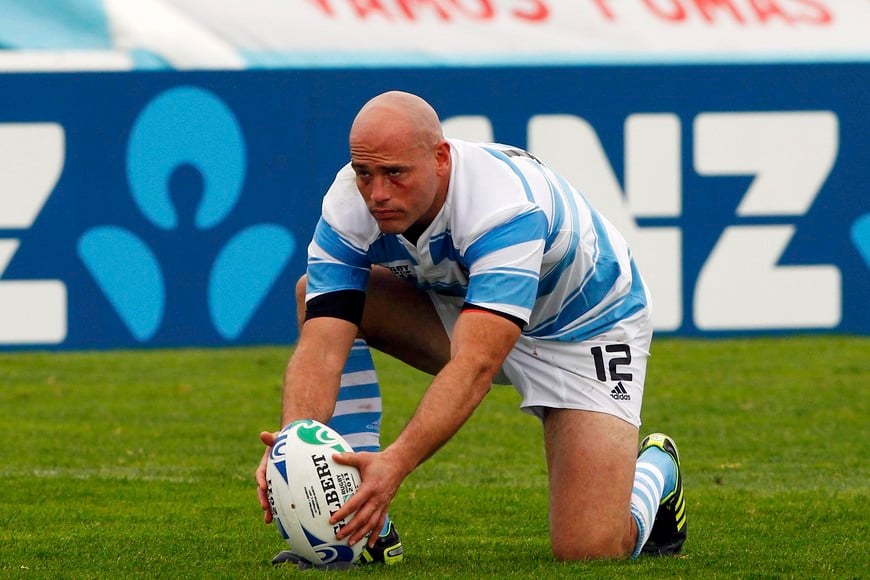 Argentina captain Felipe Contepomi lines up a penalty attempt during their Rugby World Cup Pool B match against Georgia at Arena Manawatu in Palmerston North October 2, 2011. REUTERS/Mike Hutchings (NEW ZEALAND  - Tags: SPORT RUGBY)   Palmerston North nueva zelanda Felipe Contepomi campeonato torneo mundial mundo de rugby rugby rugbiers partido seleccion argentina los pumas georgia