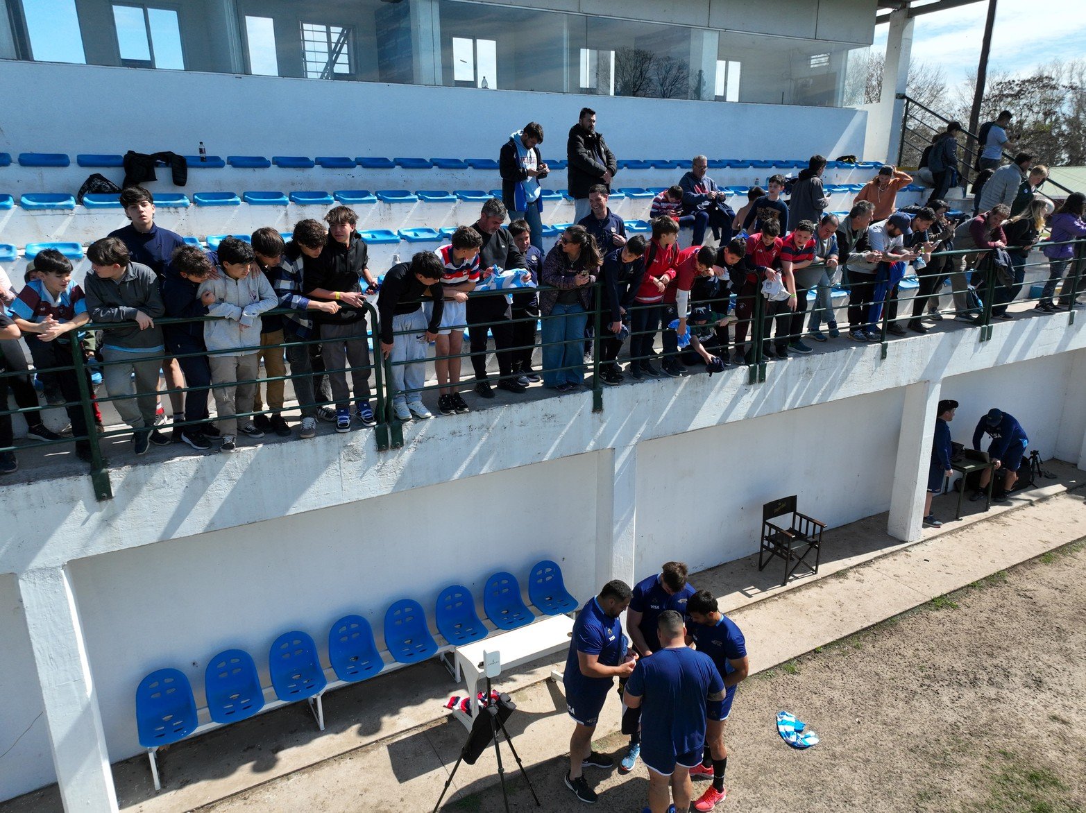 Los Pumas entrenaron en CRAI ante miles de fanáticos.