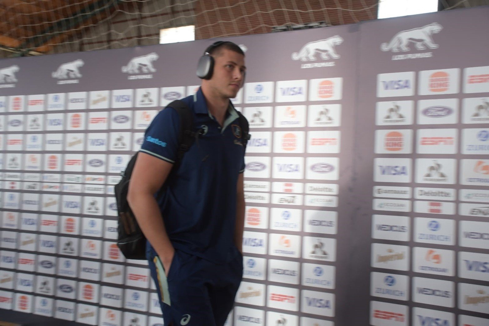 La llegada de los Pumas al estadio Brigadier López para enfrentar a Wallabies