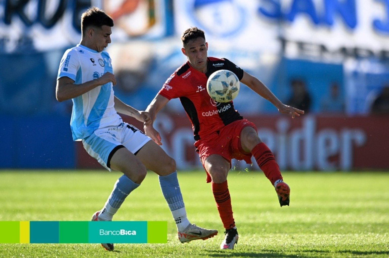 Colón volvió a perder como visitante en la Primera Nacional.