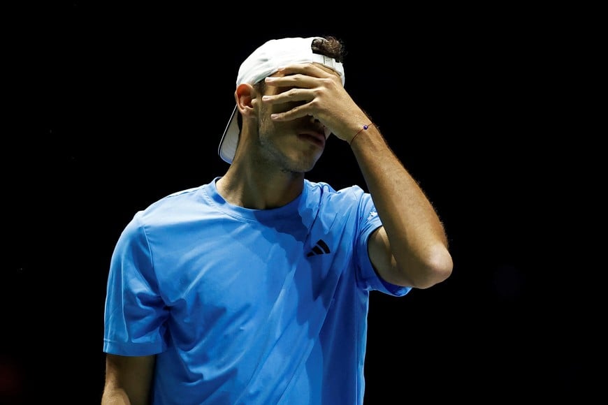 Tennis - Davis Cup - Group D - Canada v Argentina - AO Arena, Manchester, Britain - September 10, 2024  
Argentina's Francisco Cerundolo reacts during his singles match against Canada's Denis Shapovalov Action Images via Reuters/Jason Cairnduff