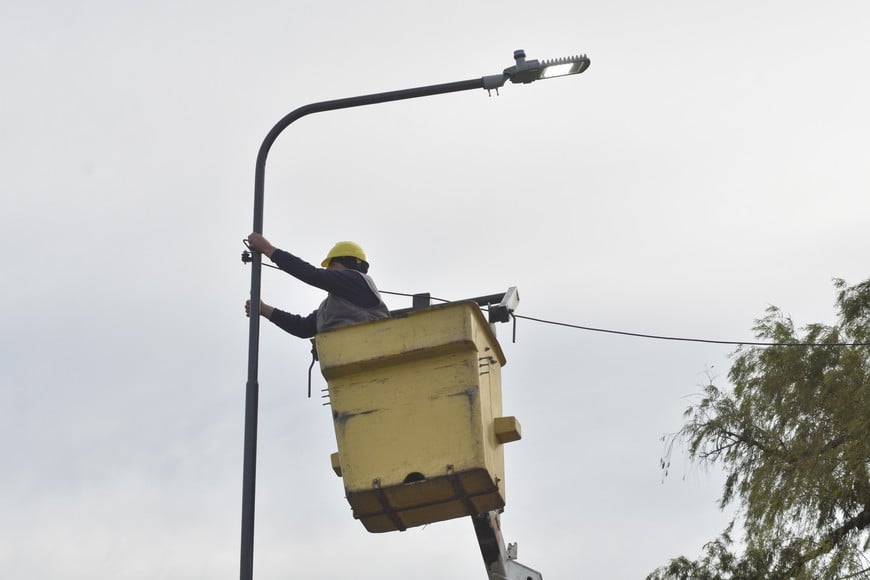 Ante un reclamo vecinal (luminaria fuera de servicio, por caso), las adjudicatarias tendrán un plazo perentorio de 48 horas para solucionar el problema.