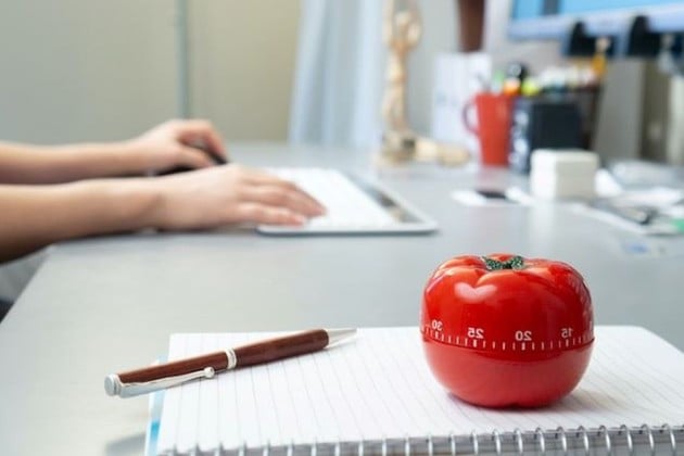 Método Pomodoro y ChatGPT: herramientas de estudio que usan los universitarios hoy