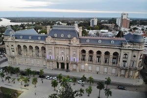 Con la invaluable baza de las mayorías propias en la Legislatura, el gobierno santafesino cambió en buena medida los términos y alcances de la prestación en la provincia. Foto: Luis Cetraro