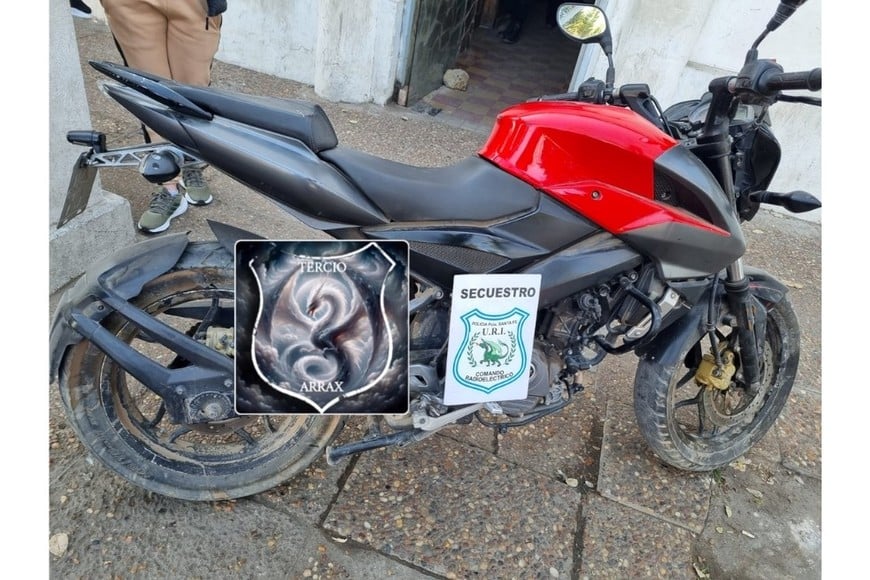 También se procedió al secuestro de una motocicleta cuya numeración del motor no coincidía con la documentación presentada.