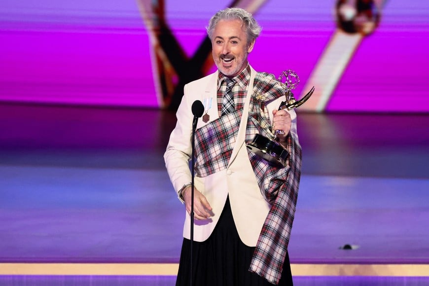 Alan Cumming receives the Best Competition Program award for "The Traitors" at the 76th Primetime Emmy Awards in Los Angeles, California, U.S., September 15, 2024. REUTERS/Mario Anzuoni