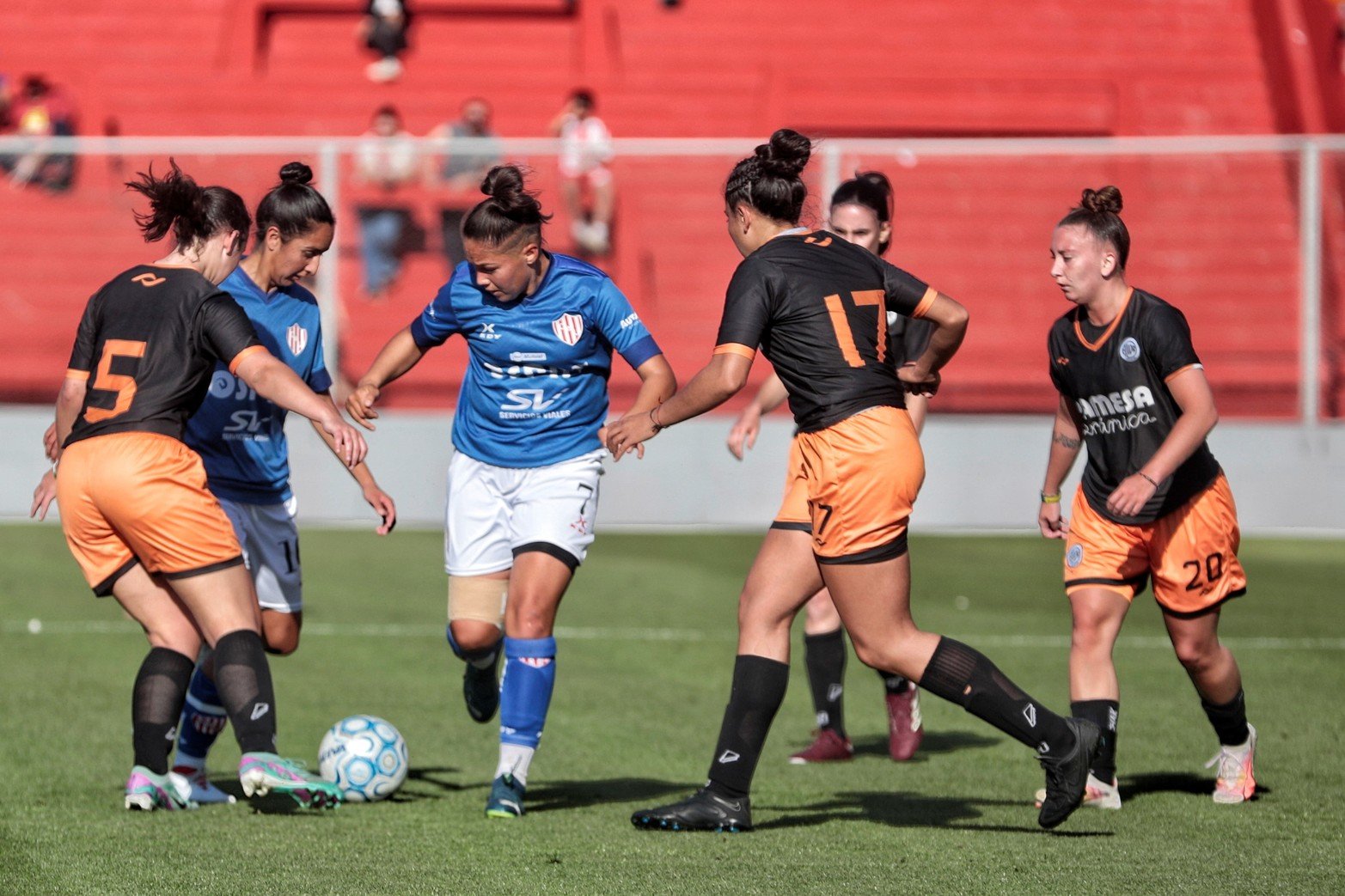 Unión revirtió la historia y es tricampeón de la Copa Santa Fe de fútbol femenino. El “Tate” venció a Adiur de Rosario por 6 a 1 en el 15 de Abril y volvió a levantar el título provincial.