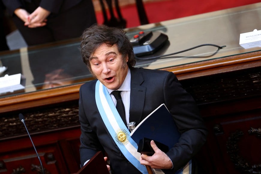 Argentine President Javier Milei presents the fiscal year 2025 budget, at the National Congress in Buenos Aires, Argentina, September 15, 2024. REUTERS/Agustin Marcarian