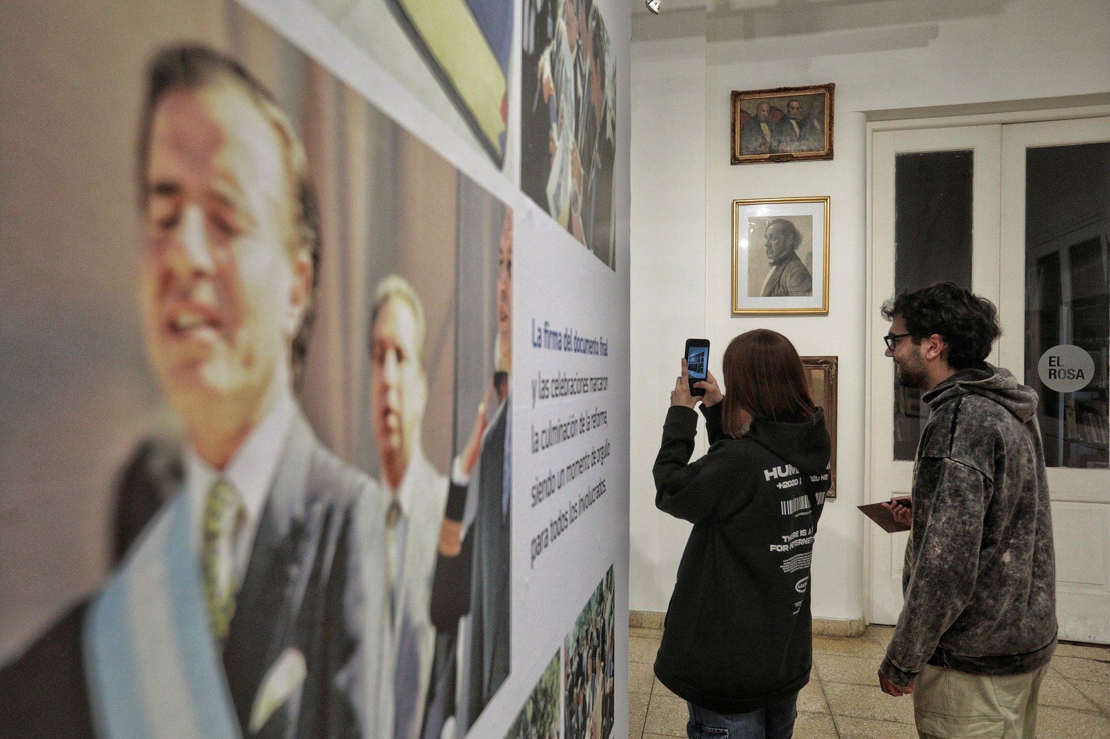 Noche de los museos muestra registro de la constitución 30 años de la reforma constitucional en el museo Rosa Galisteo.