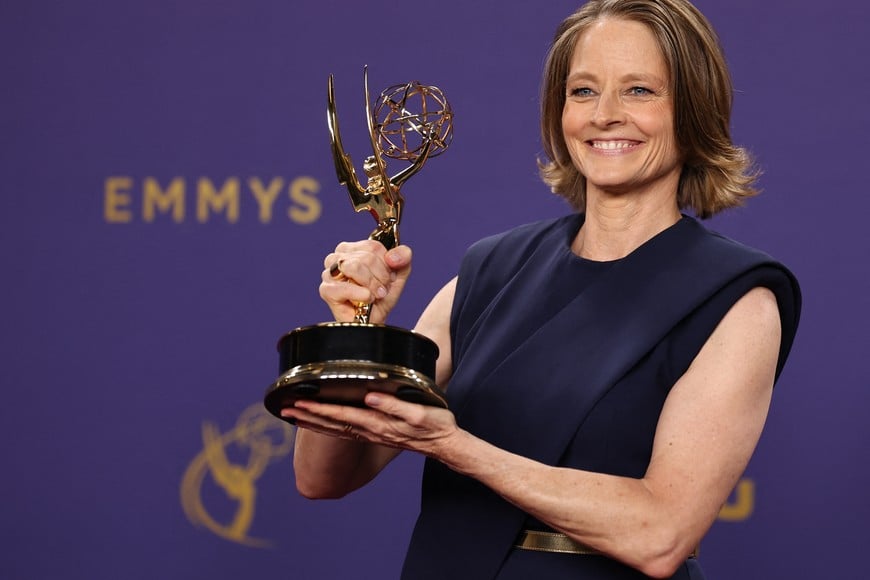 Jodie Foster poses with the Outstanding Lead Actress in a Limited or Anthology Series or Movie award for "True Detective: Night Country" at the 76th Primetime Emmy Awards in Los Angeles, California, U.S., September 15, 2024. REUTERS/Mike Blake