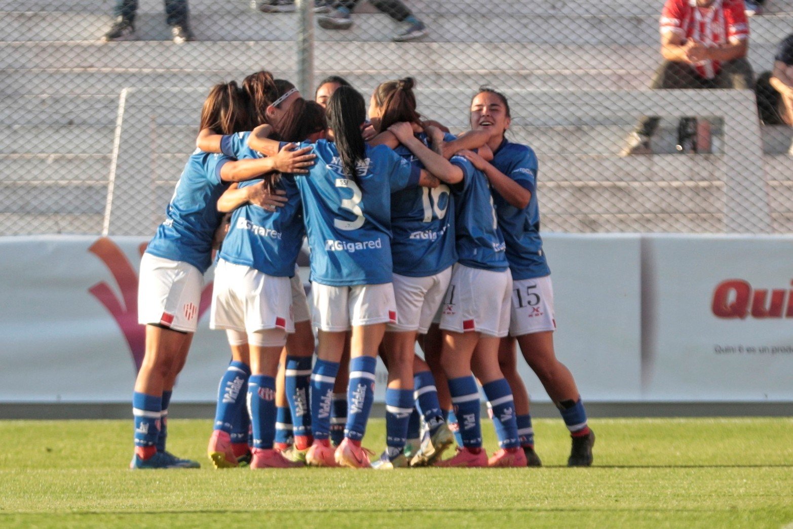 Unión revirtió la historia y es tricampeón de la Copa Santa Fe de fútbol femenino. El “Tate” venció a Adiur de Rosario por 6 a 1 en el 15 de Abril y volvió a levantar el título provincial.