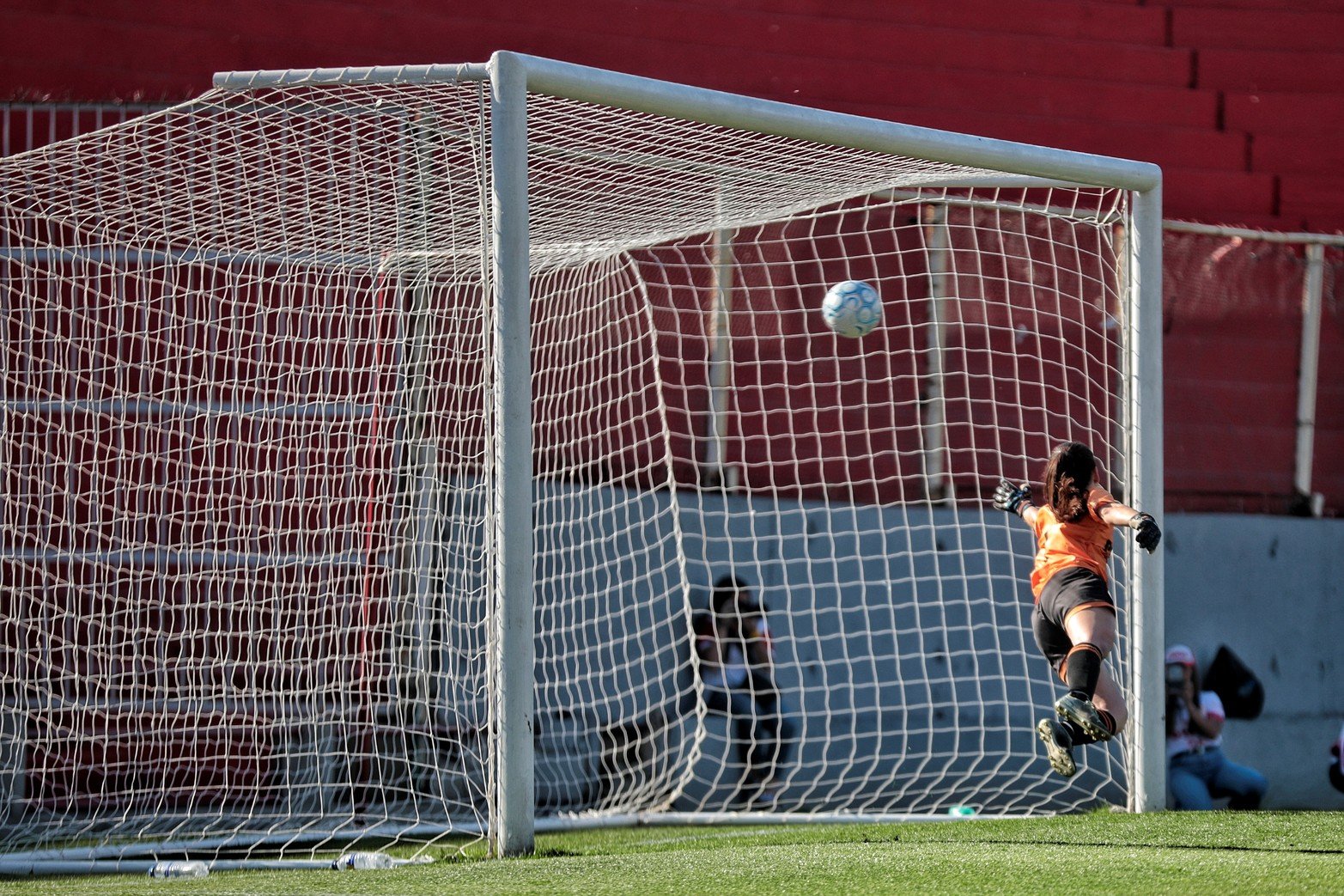 Unión revirtió la historia y es tricampeón de la Copa Santa Fe de fútbol femenino. El “Tate” venció a Adiur de Rosario por 6 a 1 en el 15 de Abril y volvió a levantar el título provincial.