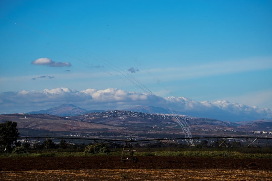 Interceptions by Israel's Iron Dome anti-missile system as rockets are launched from Lebanon towards Israel, amid cross-border hostilities between Hezbollah and Israel, as seen from northern Israel September 18, 2024. REUTERS/Ayal Margolin
ISRAEL OUT. NO COMMERCIAL OR EDITORIAL SALES IN ISRAEL     TPX IMAGES OF THE DAY