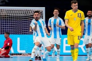 Argentina se metió en octavos a falta de una fecha para el cierre de la fase de grupos.