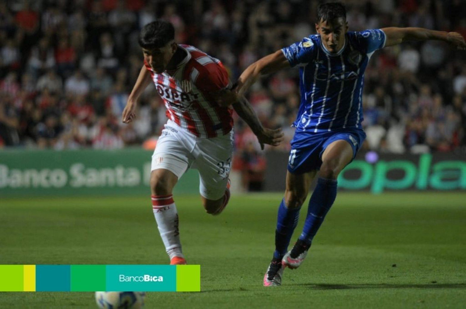 Unión recibió a Godoy Cruz en el 15 de Abril.