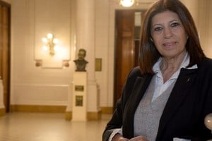 Clara García enfatizó la importancia de generar consensos con otras líderes políticas. Crédito: Luis Cetraro.