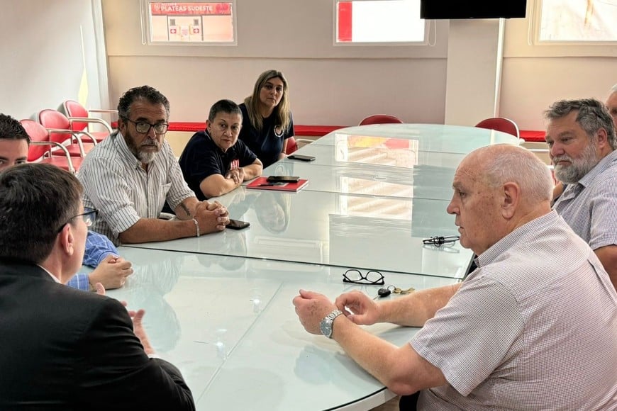 Encuentro entre autoridades de Unión y el Ministerio de Educación de la provincia de Santa Fe.