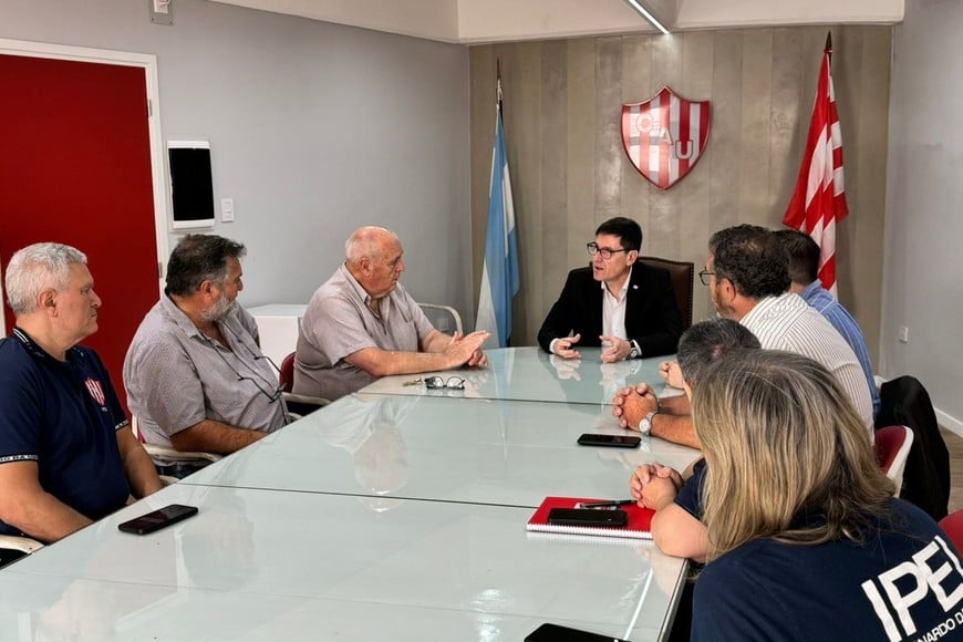 Encuentro entre autoridades de Unión y el Ministerio de Educación de la provincia de Santa Fe.