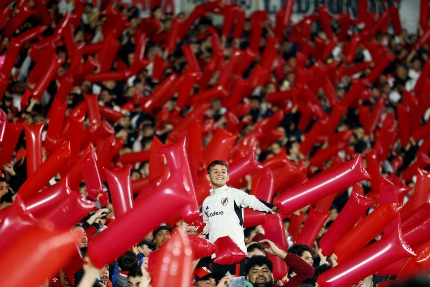 Soccer Football - Copa Libertadores - Quarter Finals - Second Leg - River Plate v Colo Colo - Estadio Mas Monumental, Buenos Aires, Argentina - September 24, 2024
River Plate fans in the stands before the match REUTERS/Matias Baglietto