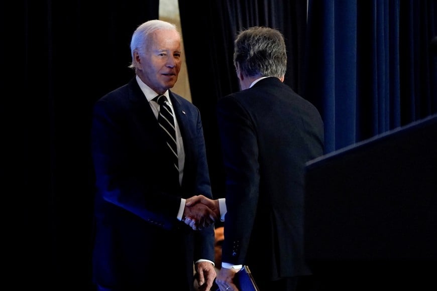 U.S. President Joe Biden and U.S. Secretary of State Antony Blinken shake hands during an event supporting the "Global Coalition to Address Synthetic Drug Threats" on the sidelines of the 79th session of the United National General Assembly (UNGA) in New York City, U.S., September 24, 2024. REUTERS/Elizabeth Frantz