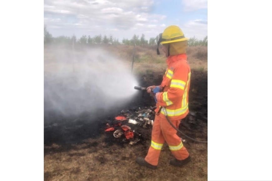 Los bomberos lograron contener el fuego