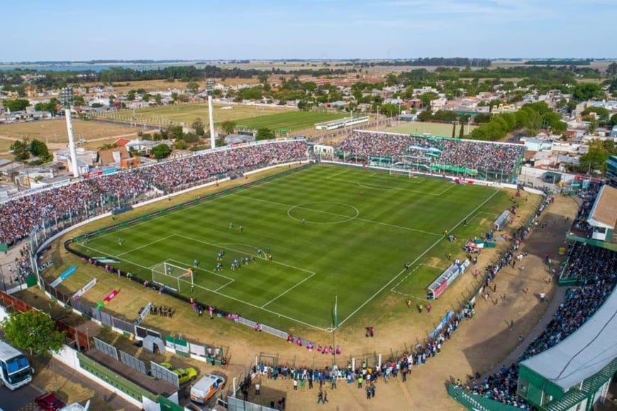 estadio eva peron sarmiento junin