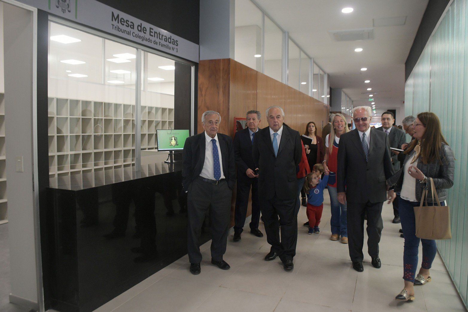 Corte Suprema. Inauguraron la nueva sede de los Tribunales de Familia en la ciudad de Santa Fe. El acto se llevó a cabo este martes con la presencia de Rafael Gutiérrez y los ministros de la Corte Suprema de Justicia.
