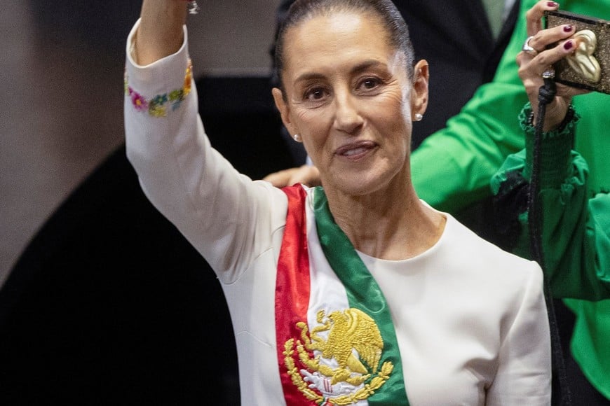 Mexico's new President Claudia Sheinbaum gestures during her swearing in ceremony, at the Congress, in Mexico City, Mexico October 1, 2024. REUTERS/Quetzalli Nicte-Ha