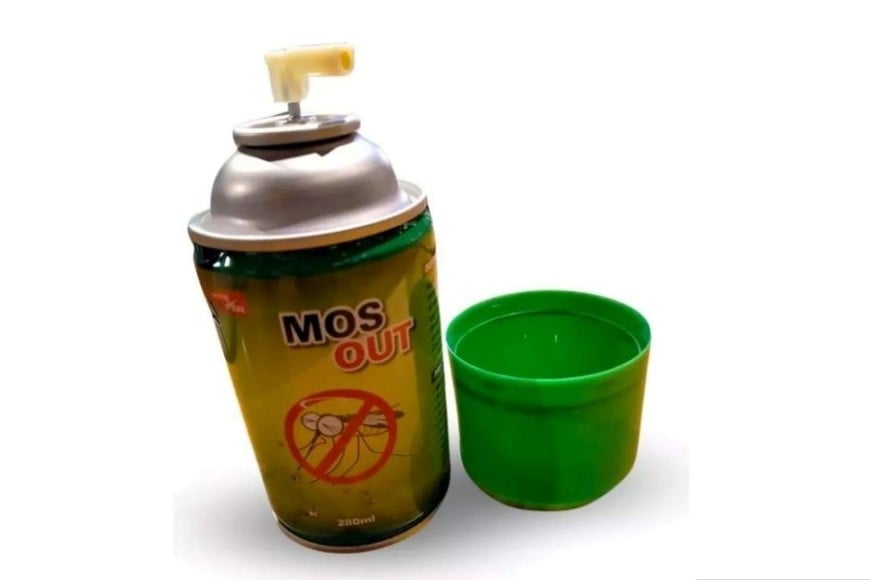 Marca de repelente de mosquitos "Mos Out"