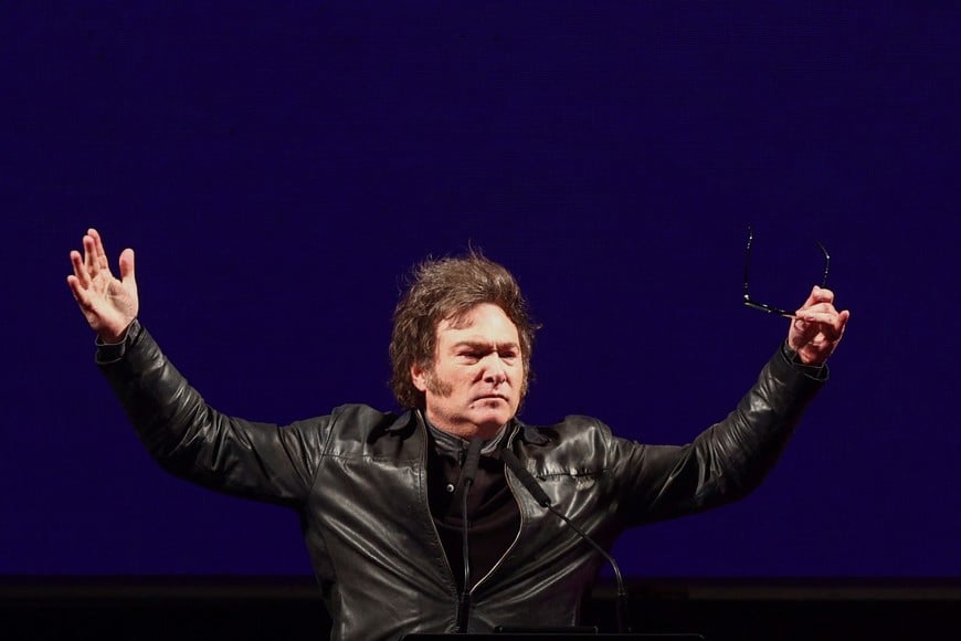 Argentine President Javier Milei gestures onstage as he delivers remarks during a rally to launch his party, La Libertad Avanza, nationally, in Buenos Aires, Argentina September 28, 2024.  REUTERS/Matias Baglietto