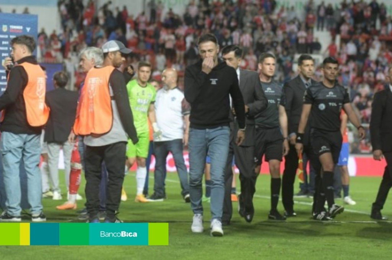 Unión vs. Central Córdoba. Foto: Manuel Fabatía.