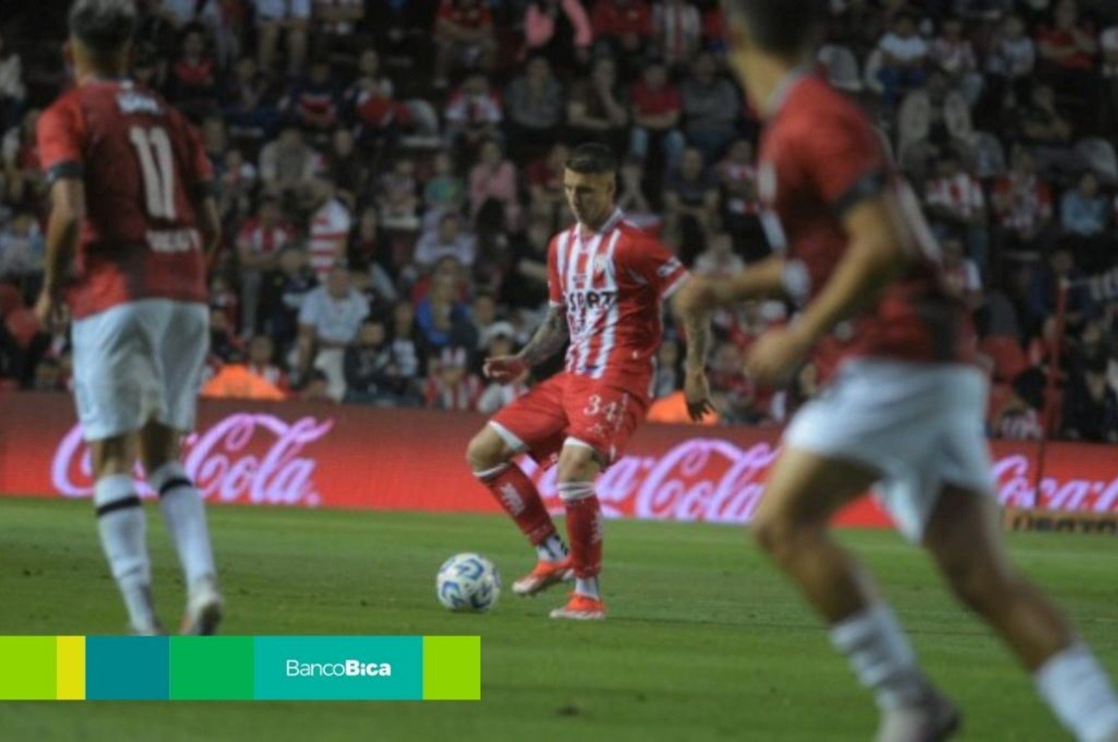 Unión vs. Central Córdoba. Foto: Manuel Fabatía.