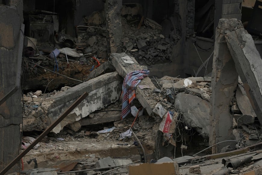 A view shows a damaged site, in the aftermath of Israeli strikes, amid the ongoing hostilities between Hezbollah and Israeli forces, in Qmatiyeh, Lebanon, October 7, 2024. REUTERS/Mohamed Azakir