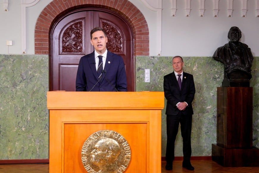 The head of the Norwegian Nobel Committee, Joergen Watne Frydnes, announces the Nobel Peace Prize 2024 for the Japanese organization Nihon Hidankyo, in Oslo, Norway October 11, 2024.  NTB/Javad Parsa/via REUTERS   ATTENTION EDITORS - THIS IMAGE WAS PROVIDED BY A THIRD PARTY. NORWAY OUT. NO COMMERCIAL OR EDITORIAL SALES IN NORWAY.