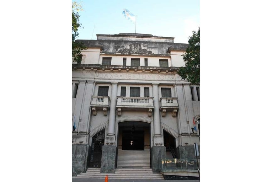 El palacio de Tribunales en la ciudad de Santa Fe. Foto: Luis Cetraro.