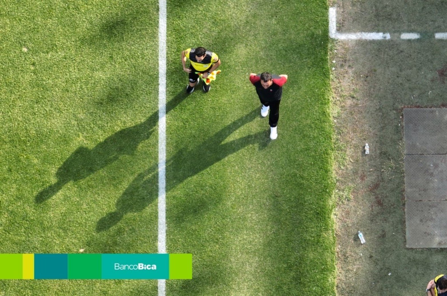 Ajustado juego en un duelo clave por el ascenso.