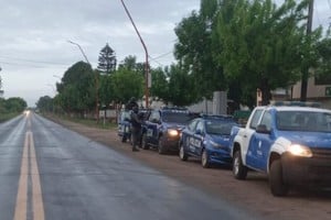 Intenso operativo de la Comisaría 15 con apoyo del Grupo de Operaciones Tácticas. 
Foto: Unidad Regional XV